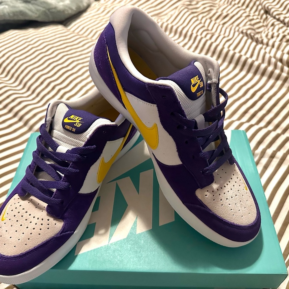 Nike SB Force 58 Court Purple and Amarillo